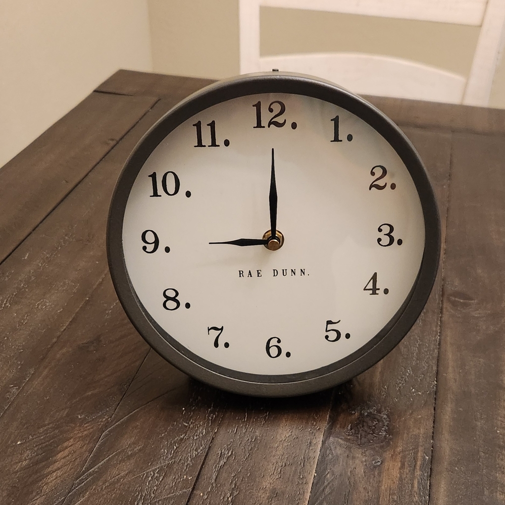 Rae Dunn Farmhouse Vintage-Style Round Metal Table Clock